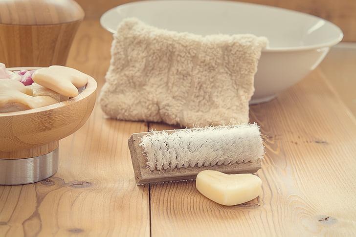 DIY Natural Beauty Products: Your Guide to Homemade Glam