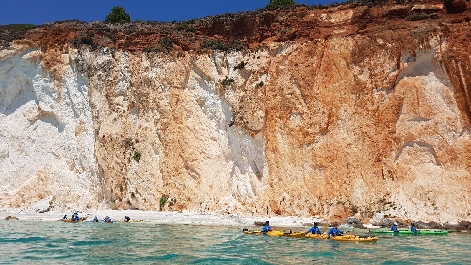 Kayaking Excursions: An Unforgettable Adventure Awaits You!